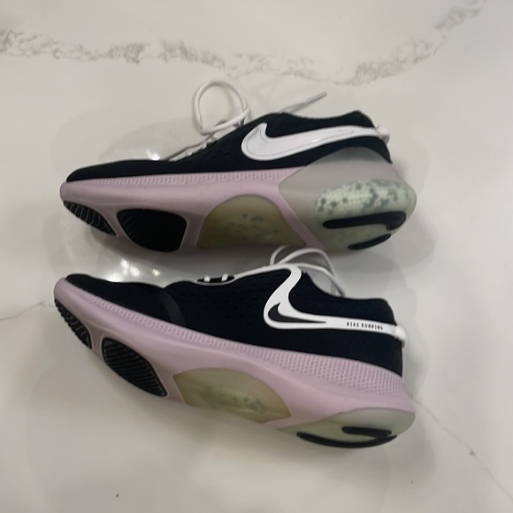 💕x2HP💕Nike Women’s joyride dual run sneakers black and purple - Picture 7 of 16
